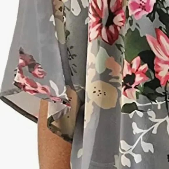 Flower Shrug, Open Front Loose Blouse Multi Versatile. Stunning. Closet Staple!! - Picture 4 of 8